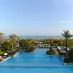 Gloria Θέρετρο