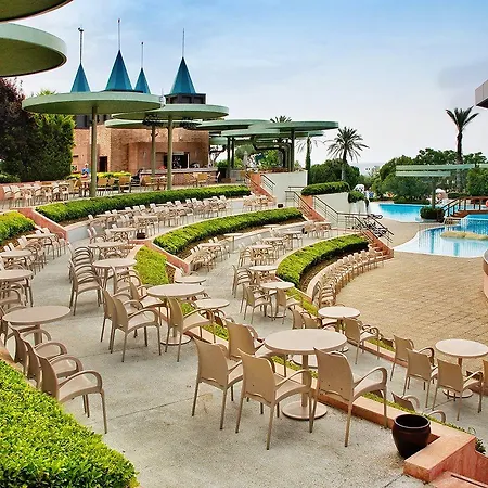 Gloria Semesteranläggning (resort)