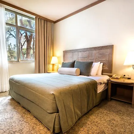 Üdülőközpont Gloria