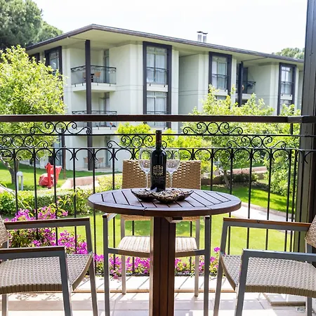 Üdülőközpont Gloria 5*