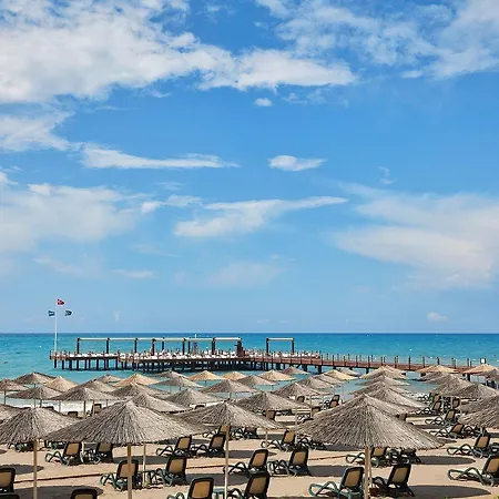 Gloria منتجع 5*