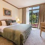 Gloria Semesteranläggning (resort)